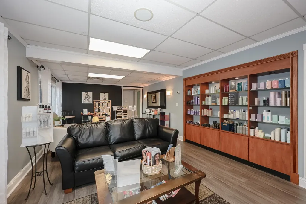 135 Nh-route 101a Amherst NH 03031