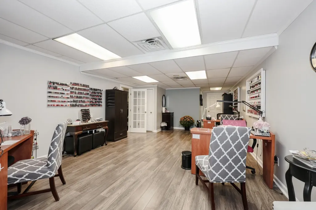 135 Nh-route 101a Amherst NH 03031