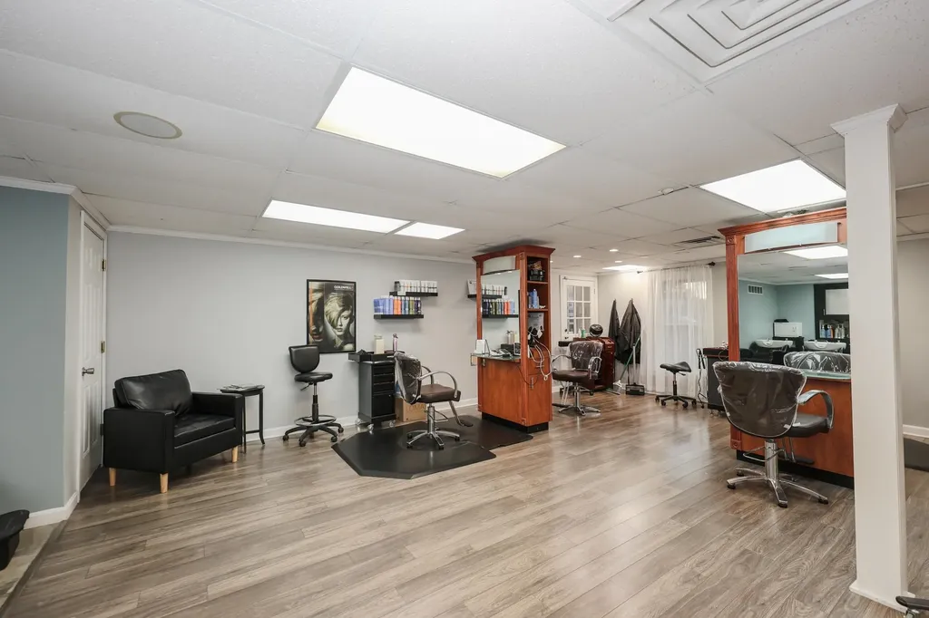 135 Nh-route 101a Amherst NH 03031