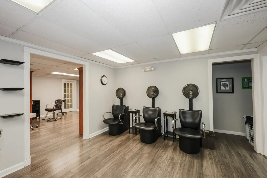 135 Nh-route 101a Amherst NH 03031