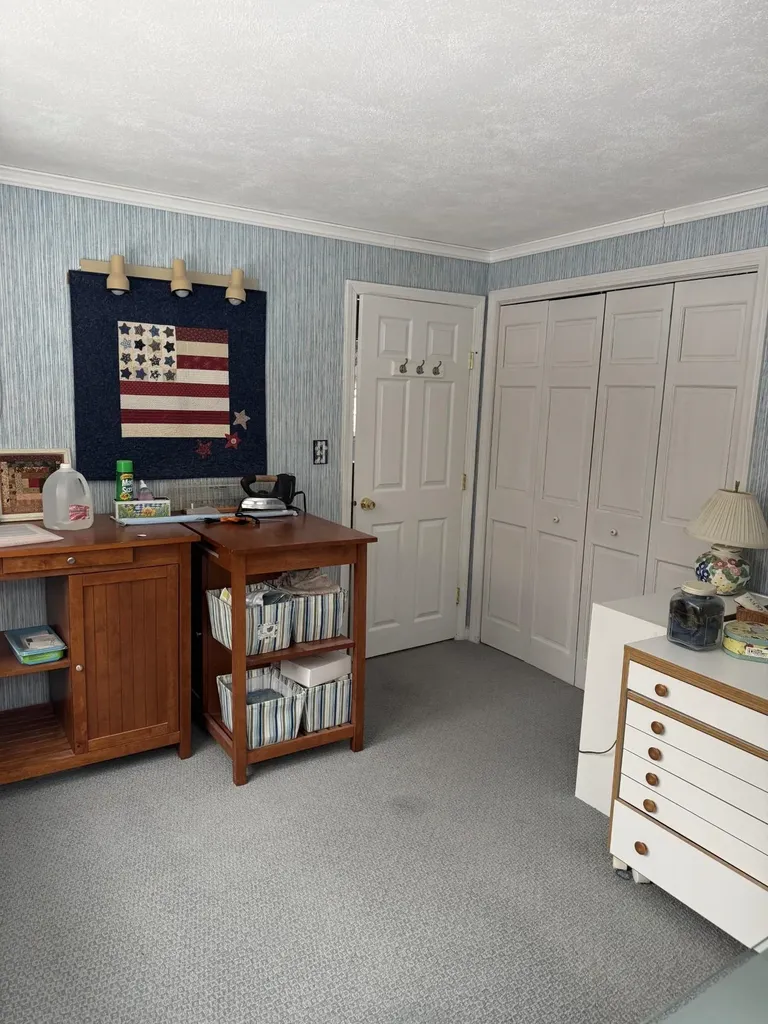 18 Christine Drive Atkinson NH 03811