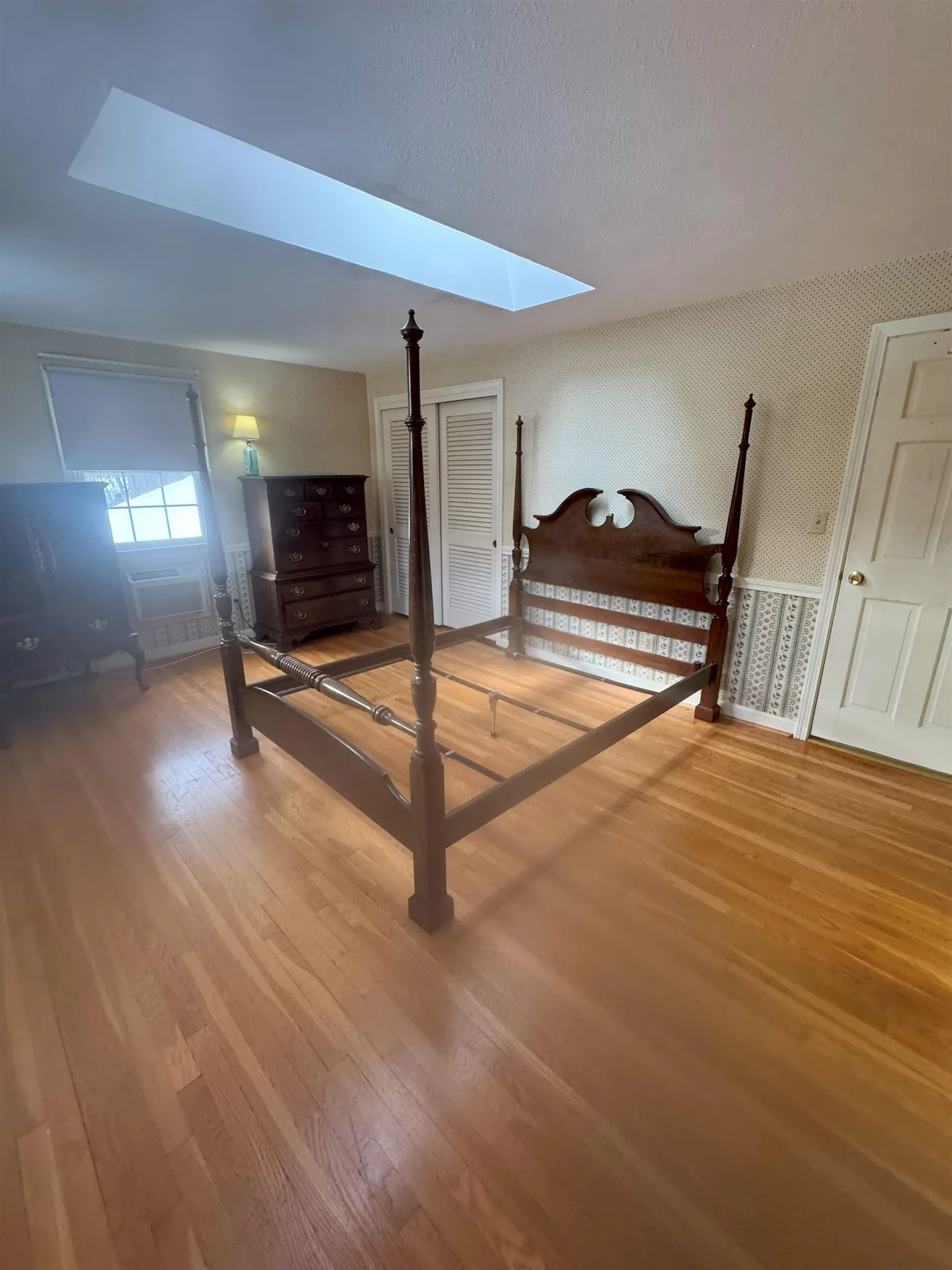 18 Christine Drive Atkinson NH 03811