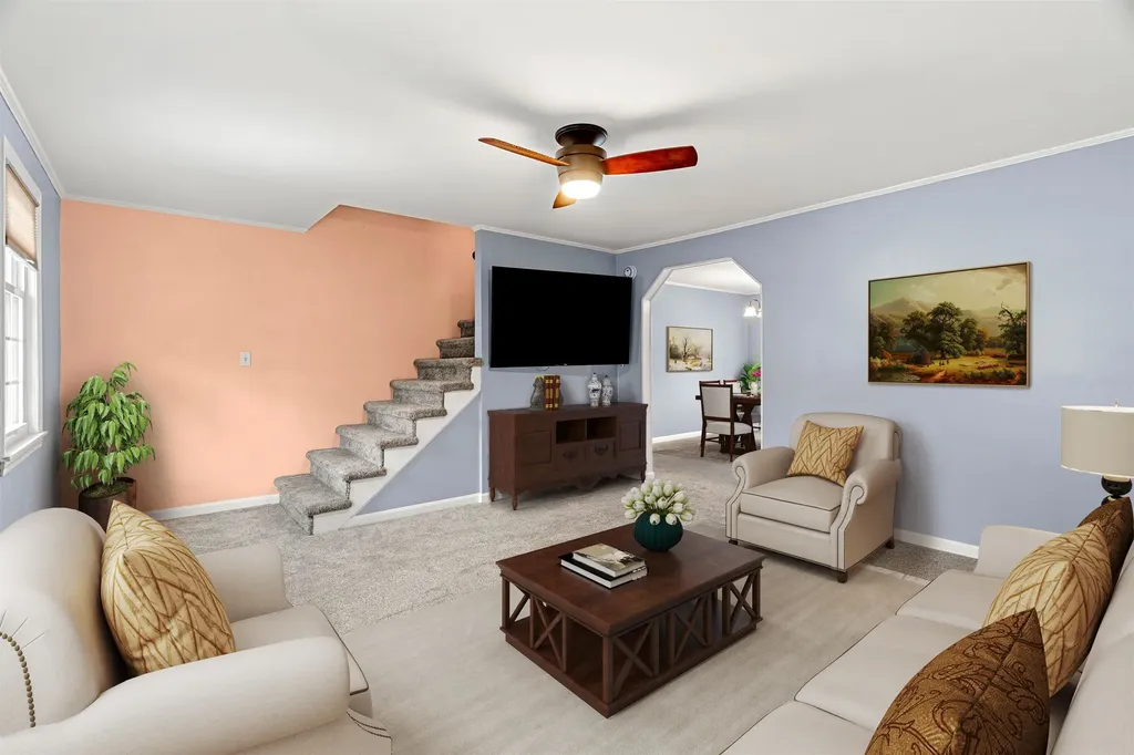 33 Cannongate Road Nashua NH 03063