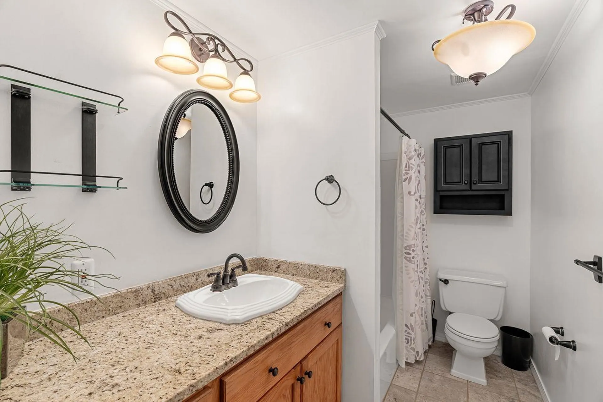 33 Cannongate Road Nashua NH 03063