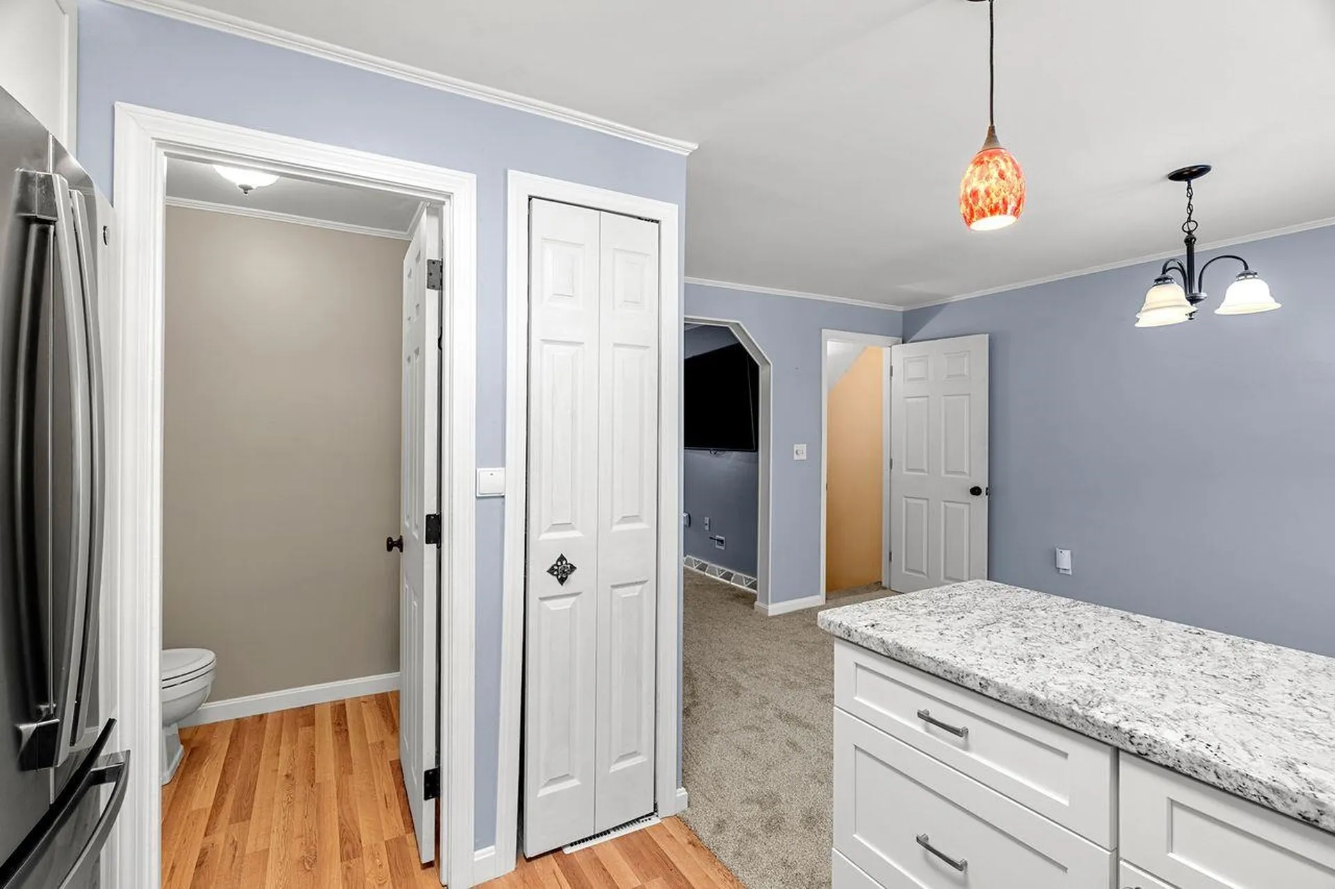 33 Cannongate Road Nashua NH 03063