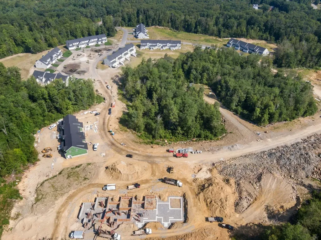 59 Driftwood Circle Sandown NH 03873