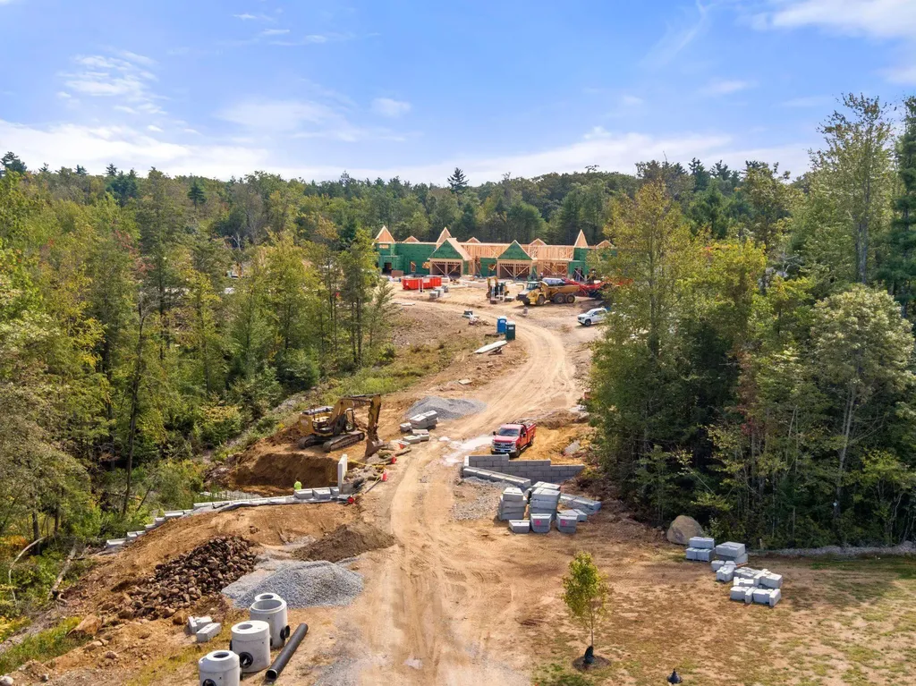 59 Driftwood Circle Sandown NH 03873