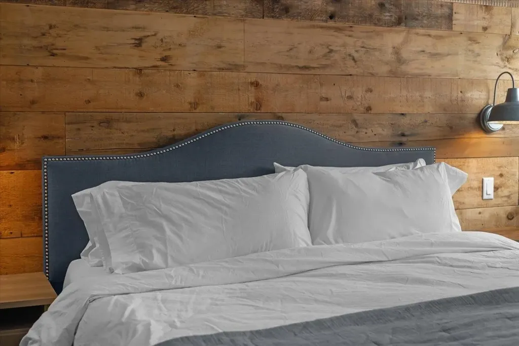 51 Tollhouse Lane Stowe VT 05672