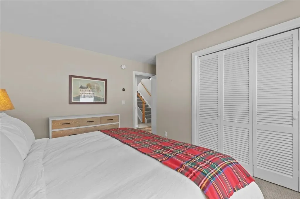 51 Tollhouse Lane Stowe VT 05672