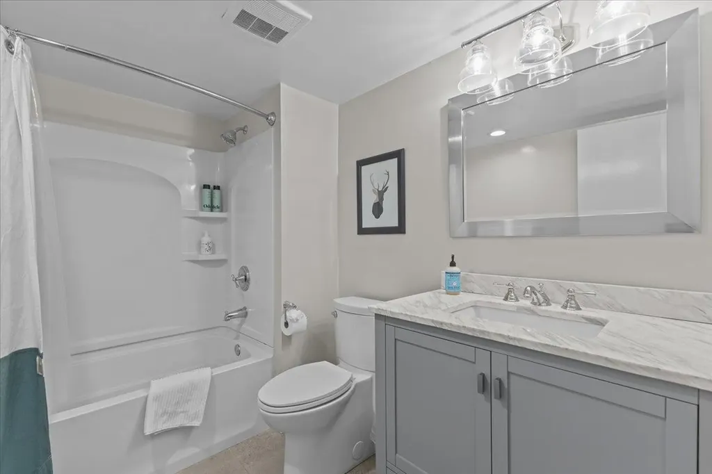 51 Tollhouse Lane Stowe VT 05672