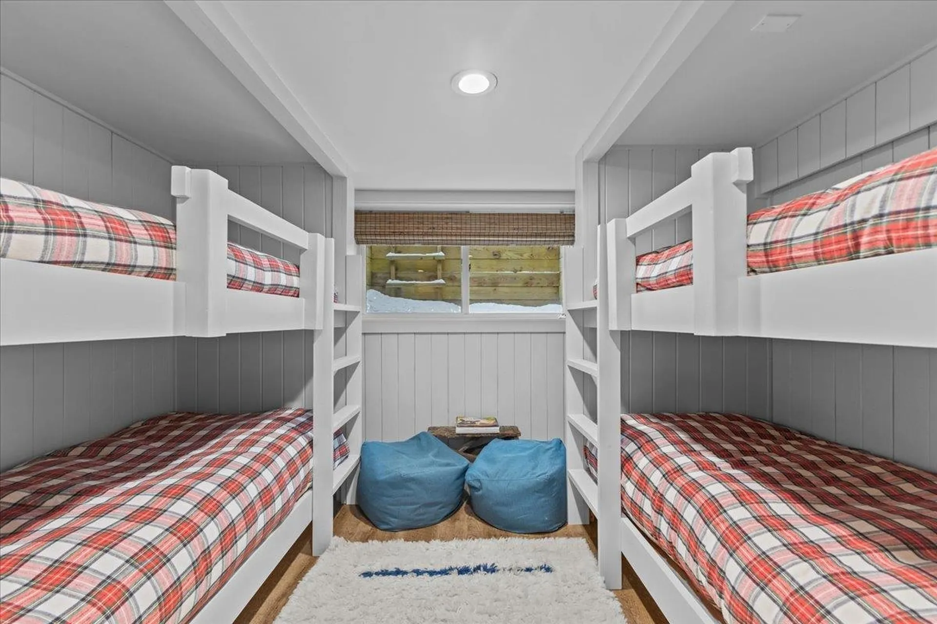 51 Tollhouse Lane Stowe VT 05672