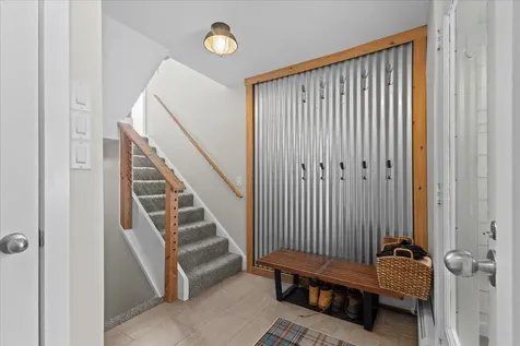 51 Tollhouse Lane Stowe VT 05672