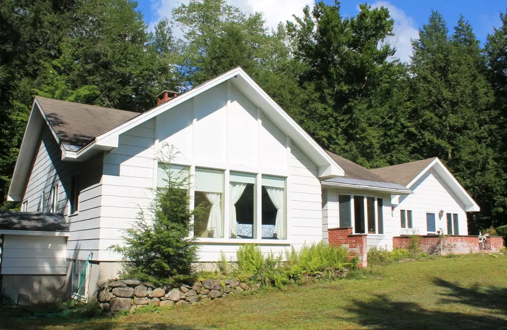 7 Parker Court Lincoln NH 03251