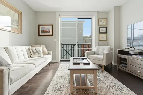 51 Elm Street Laconia NH 03246