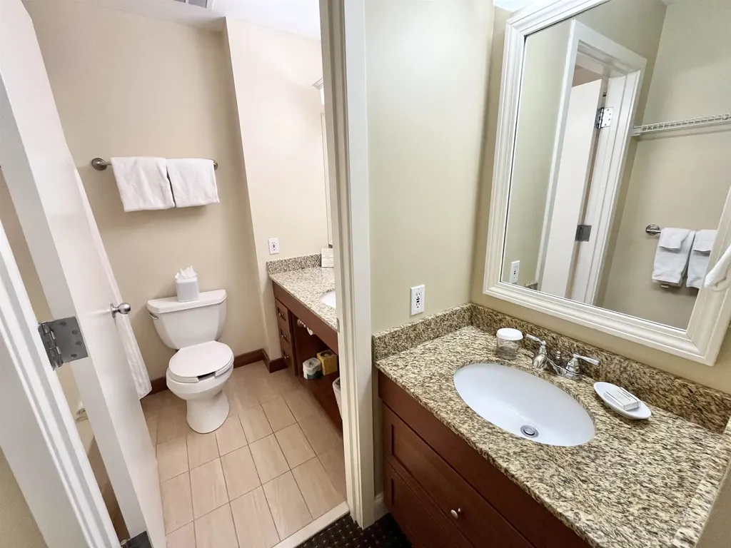 250/252 Q4, 89 Grand Summit Way Dover VT 05356