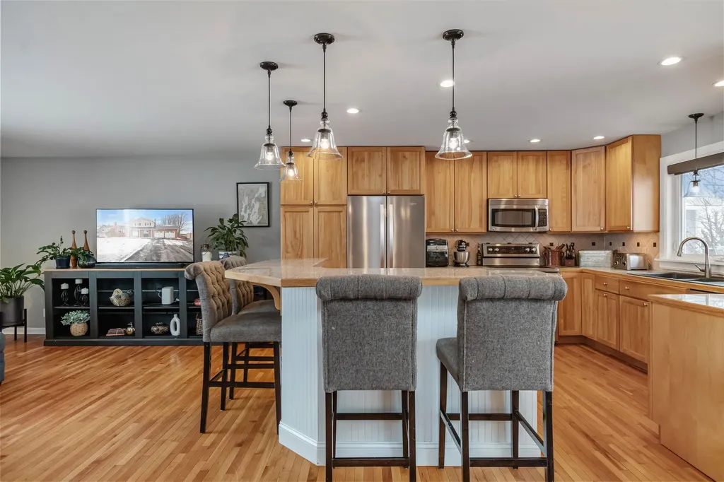 4542 Maquam Shore Road St. Albans Town VT 05488