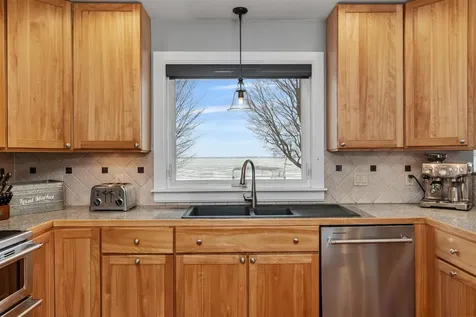 4542 Maquam Shore Road St. Albans Town VT 05488