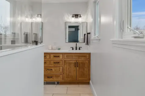 4542 Maquam Shore Road St. Albans Town VT 05488