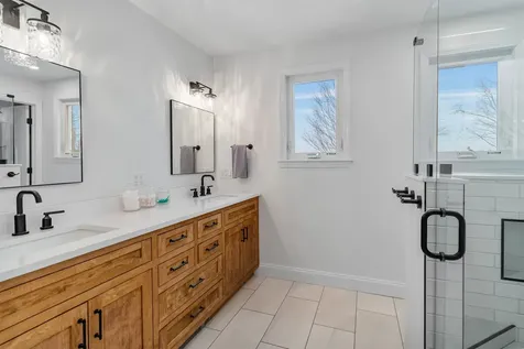 4542 Maquam Shore Road St. Albans Town VT 05488