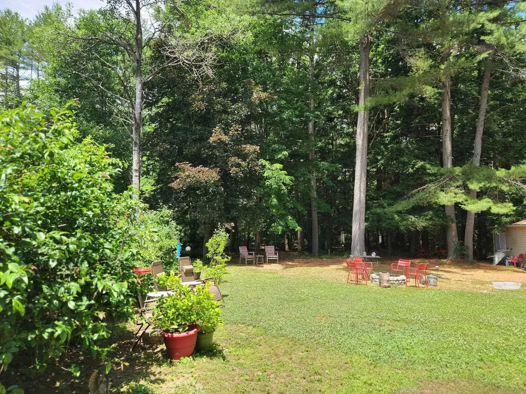 63 Evergreen Lane Hopkinton NH 03229