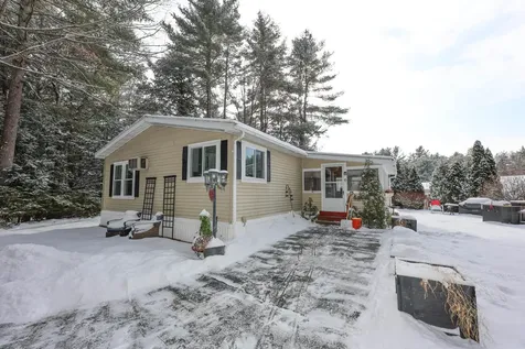 63 Evergreen Lane Hopkinton NH 03229