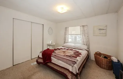 63 Evergreen Lane Hopkinton NH 03229