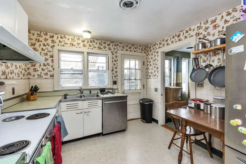 71 Parker Street Winchester NH 03470