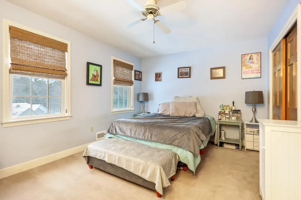 9 Village Drive Atkinson NH 03811