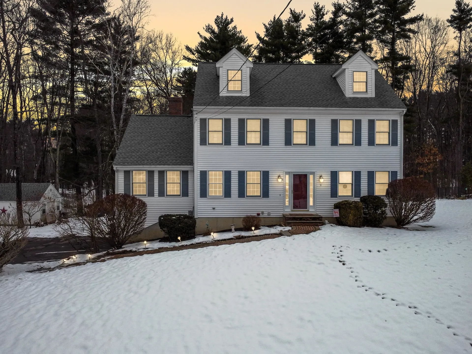 9 Village Drive Atkinson NH 03811