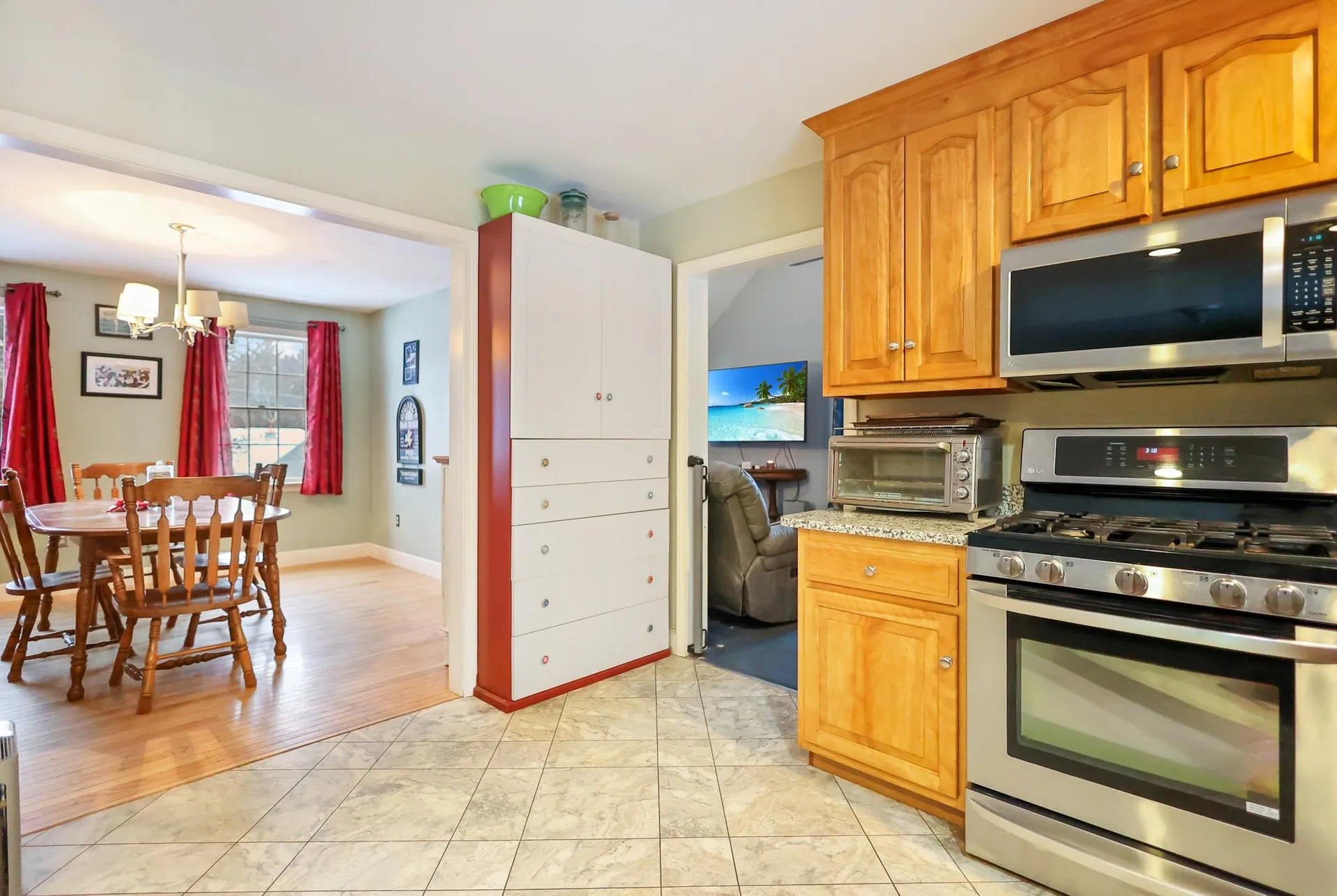 9 Village Drive Atkinson NH 03811