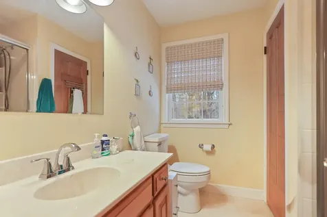 9 Village Drive Atkinson NH 03811