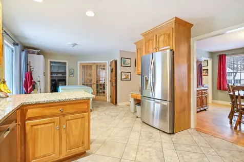 9 Village Drive Atkinson NH 03811