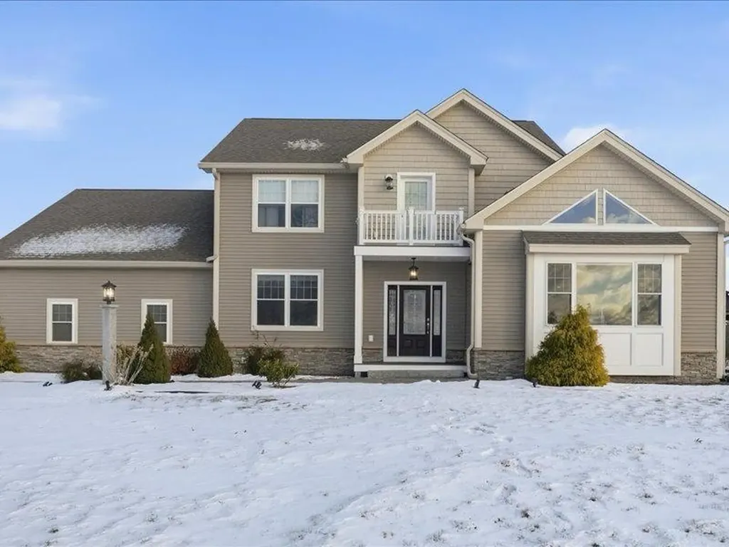 02 Aspen Drive Pelham NH 03076