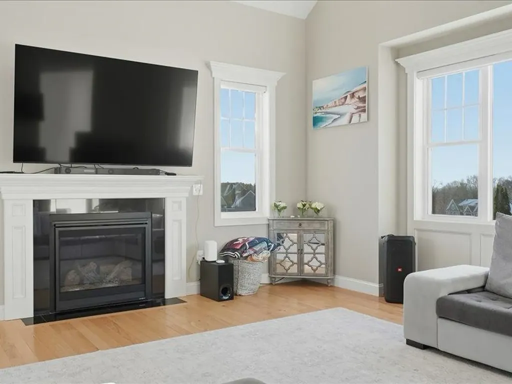 02 Aspen Drive Pelham NH 03076
