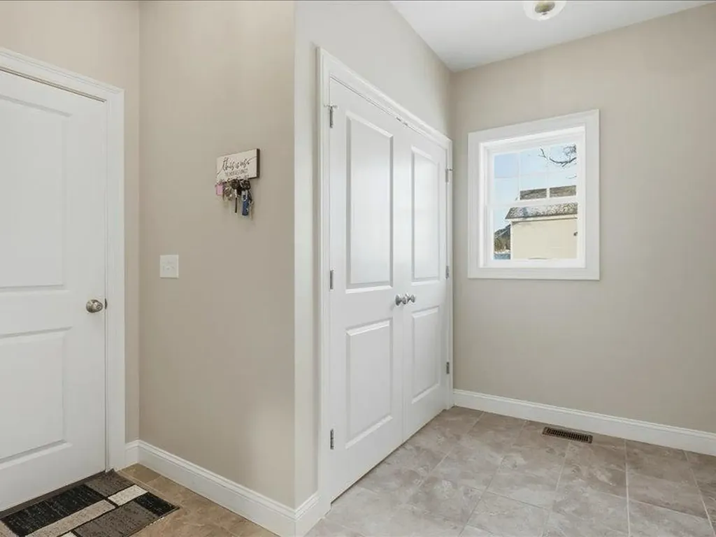 02 Aspen Drive Pelham NH 03076