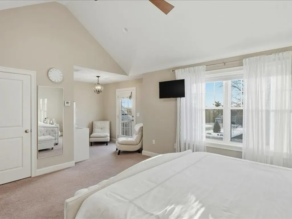 02 Aspen Drive Pelham NH 03076