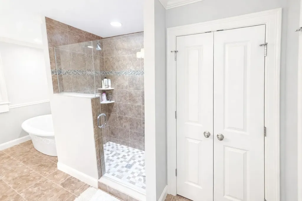 02 Aspen Drive Pelham NH 03076