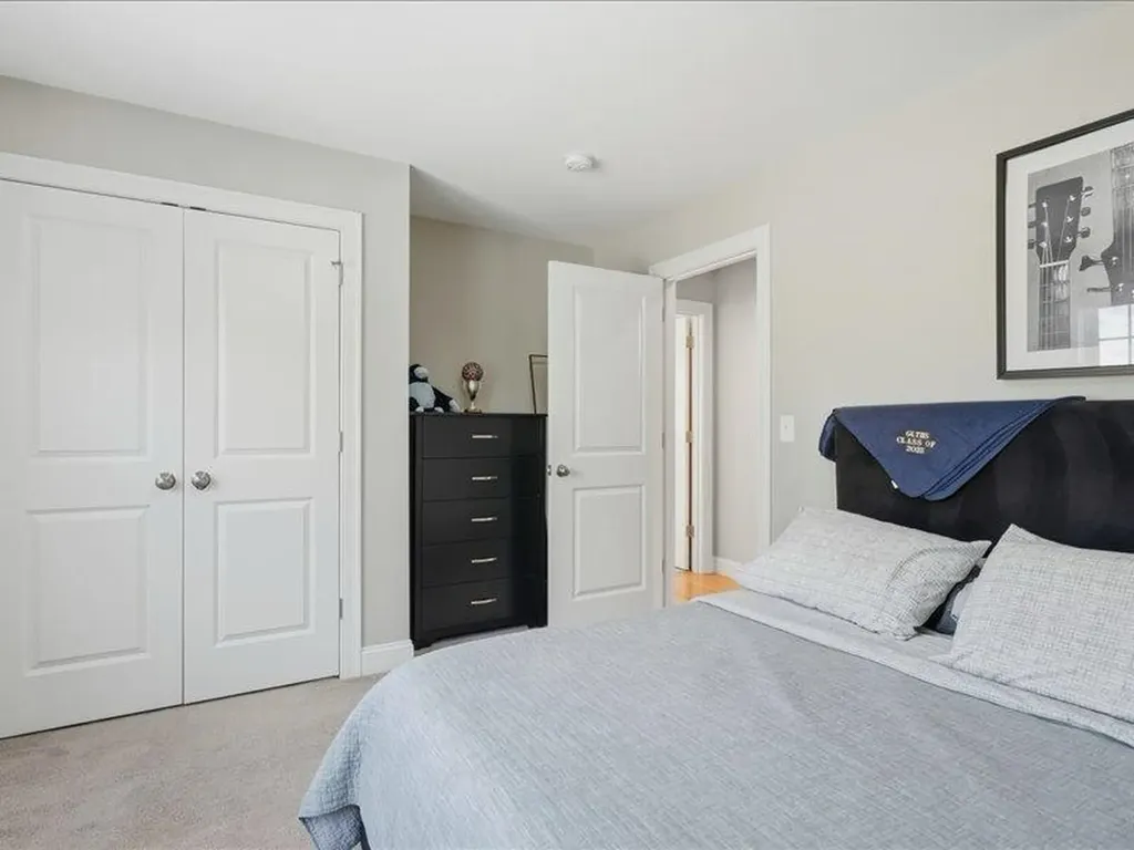 02 Aspen Drive Pelham NH 03076