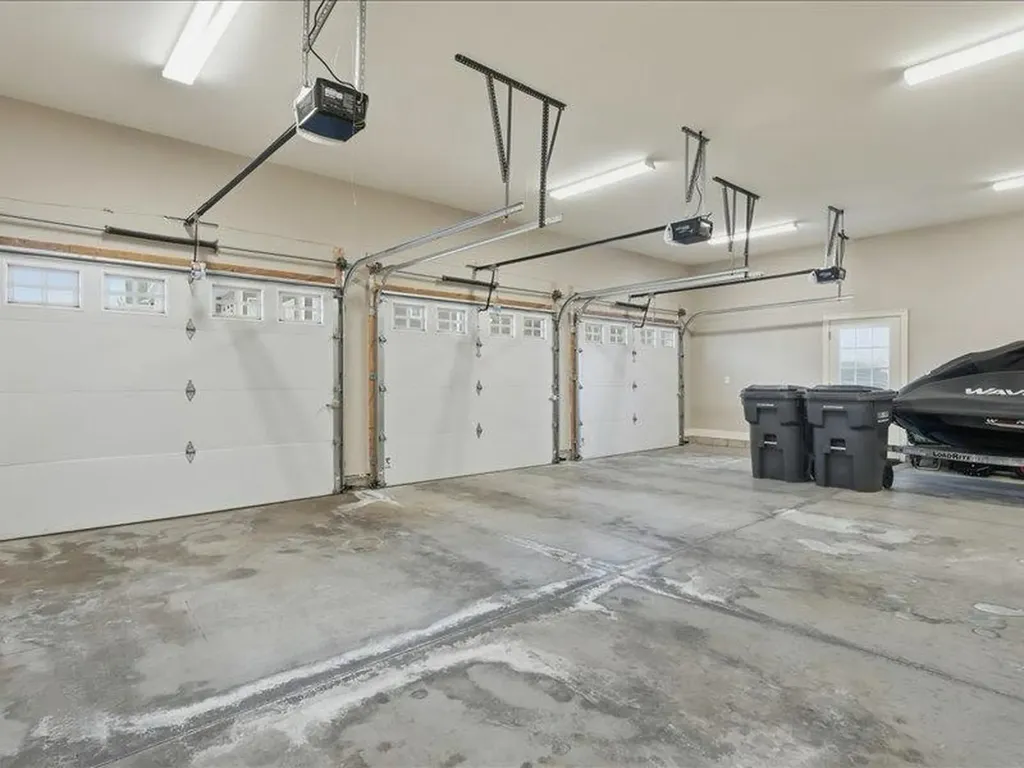 02 Aspen Drive Pelham NH 03076