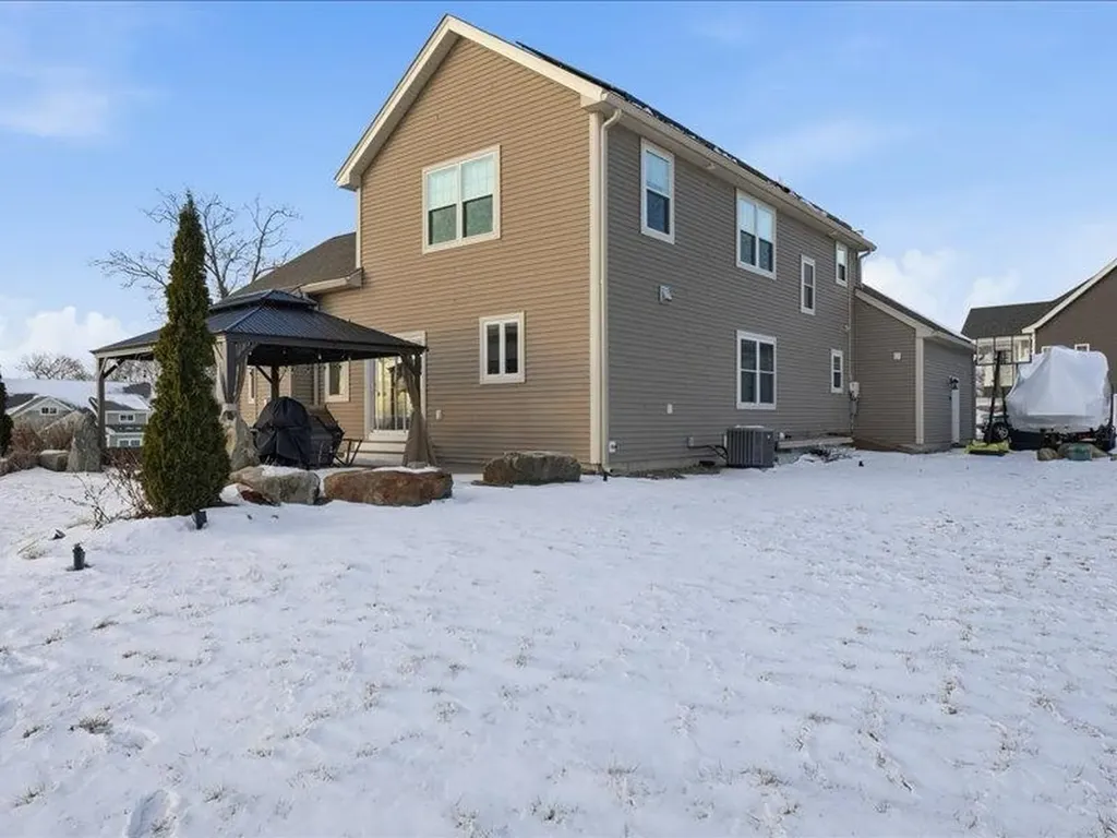 02 Aspen Drive Pelham NH 03076
