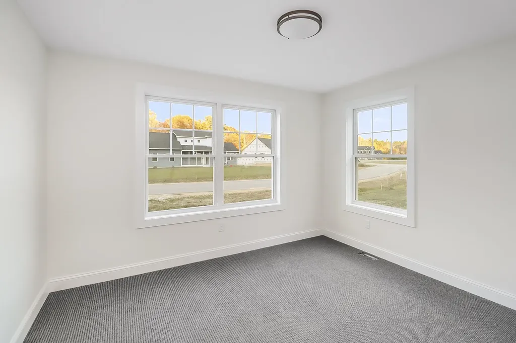 28 Pebble Court Barrington NH 03825