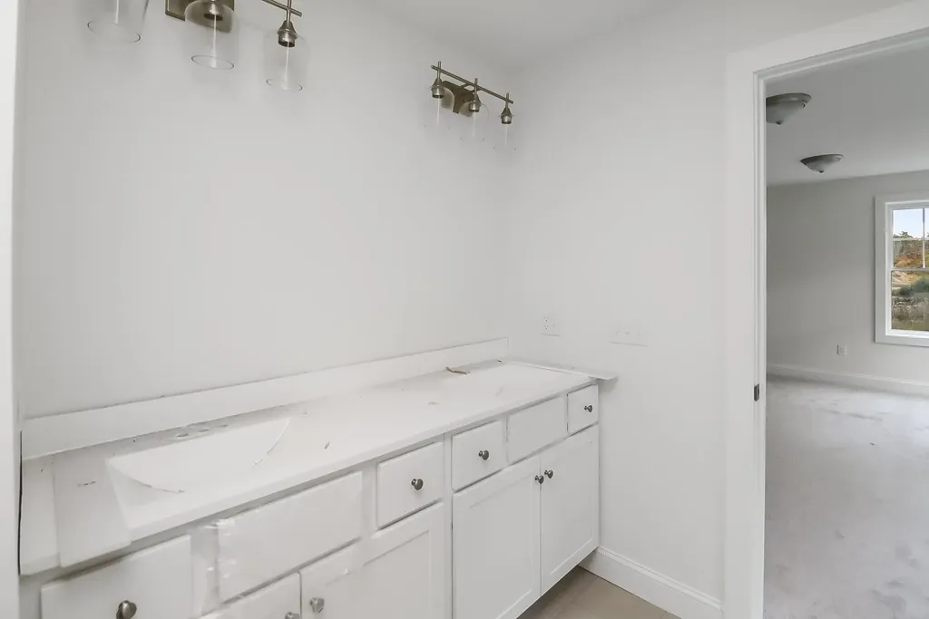 28 Pebble Court Barrington NH 03825