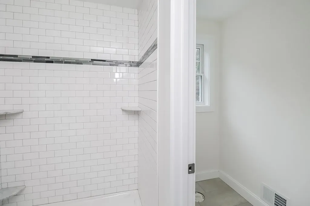 28 Pebble Court Barrington NH 03825