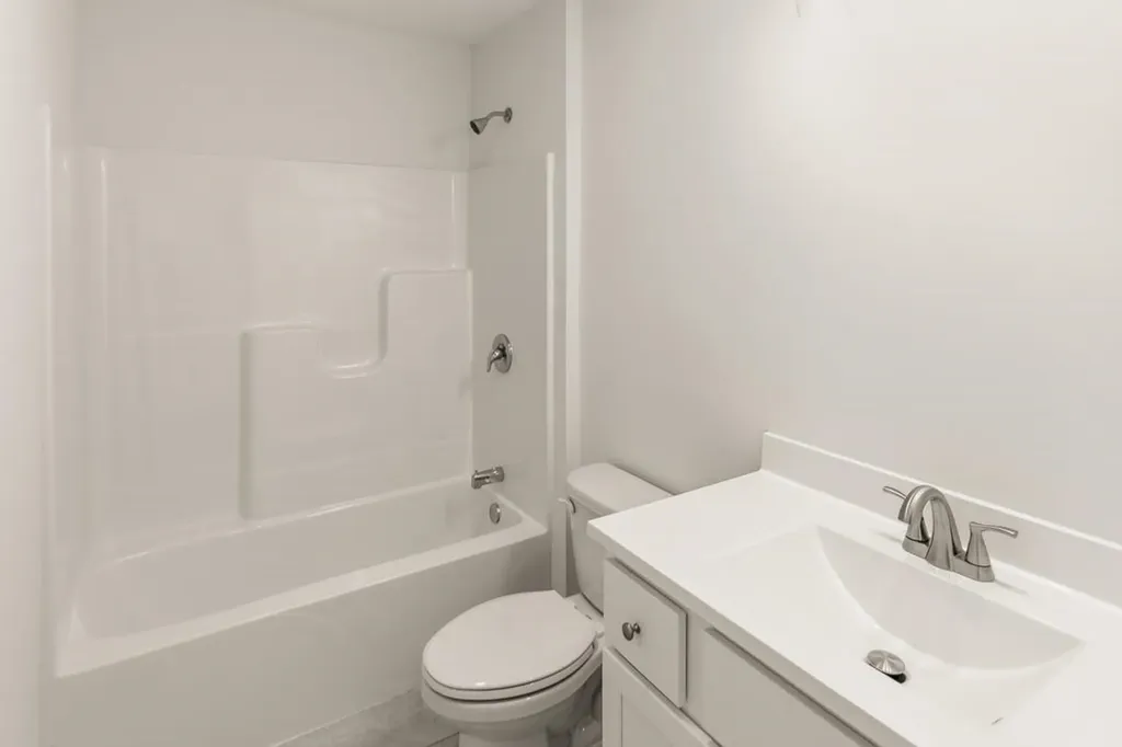 28 Pebble Court Barrington NH 03825