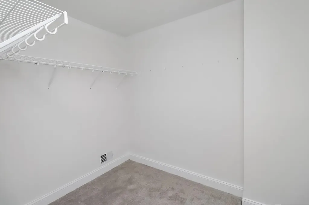 28 Pebble Court Barrington NH 03825