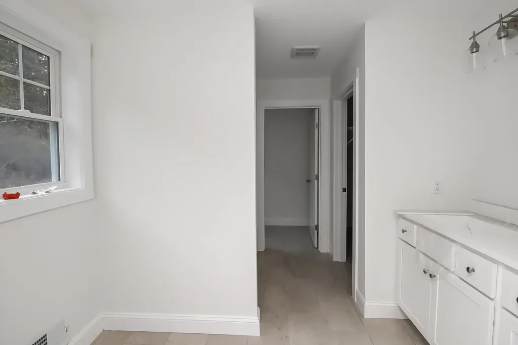 28 Pebble Court Barrington NH 03825