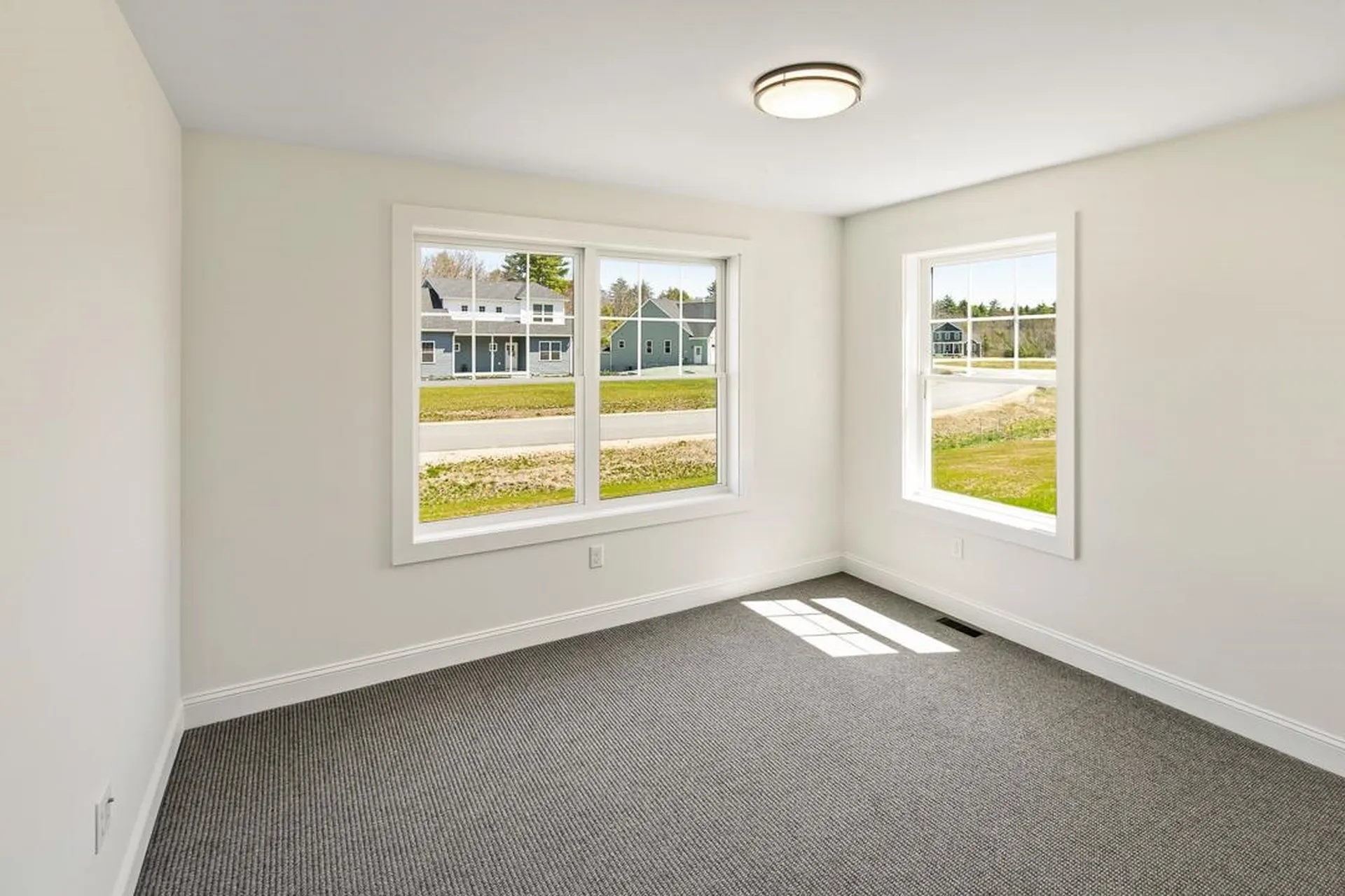 28 Pebble Court Barrington NH 03825