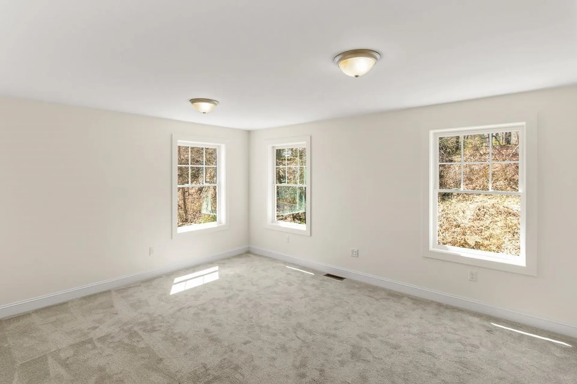 28 Pebble Court Barrington NH 03825