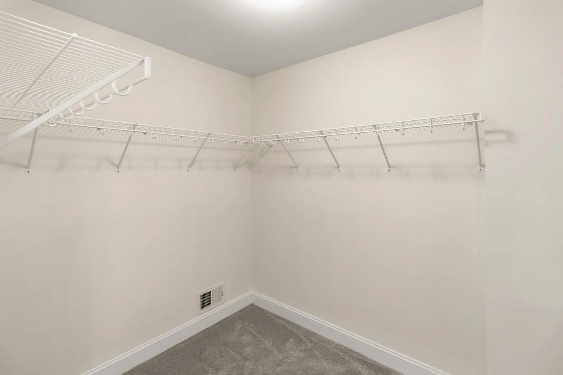 28 Pebble Court Barrington NH 03825