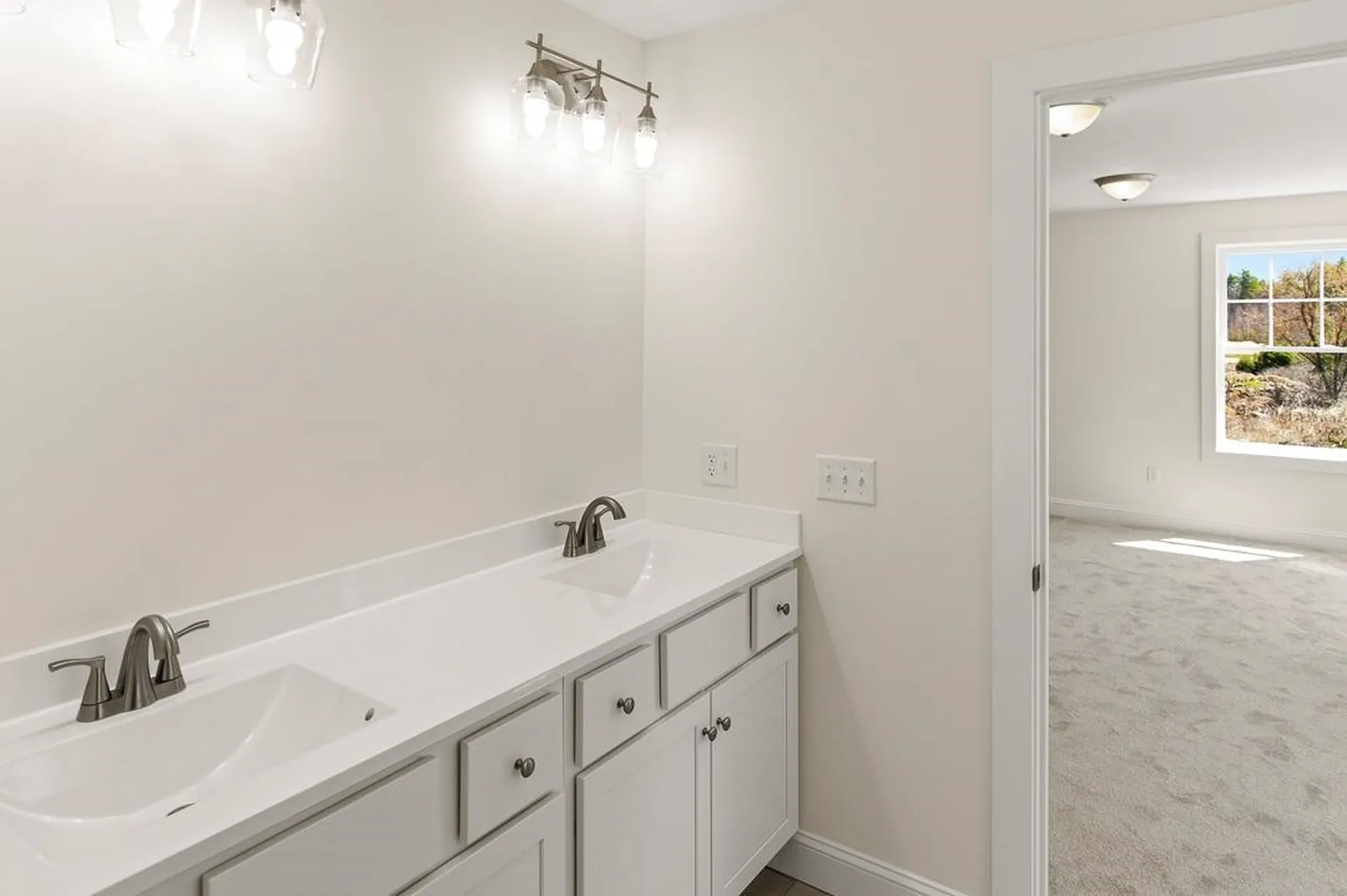 28 Pebble Court Barrington NH 03825